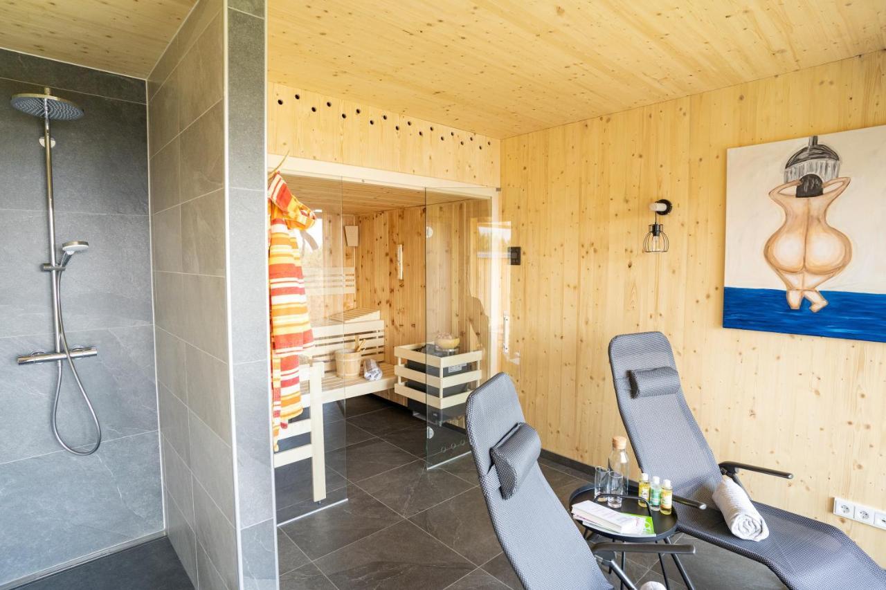 Apartamento Holzhaus "Zum Schwarz'N" Aurach am Hongar Exterior foto