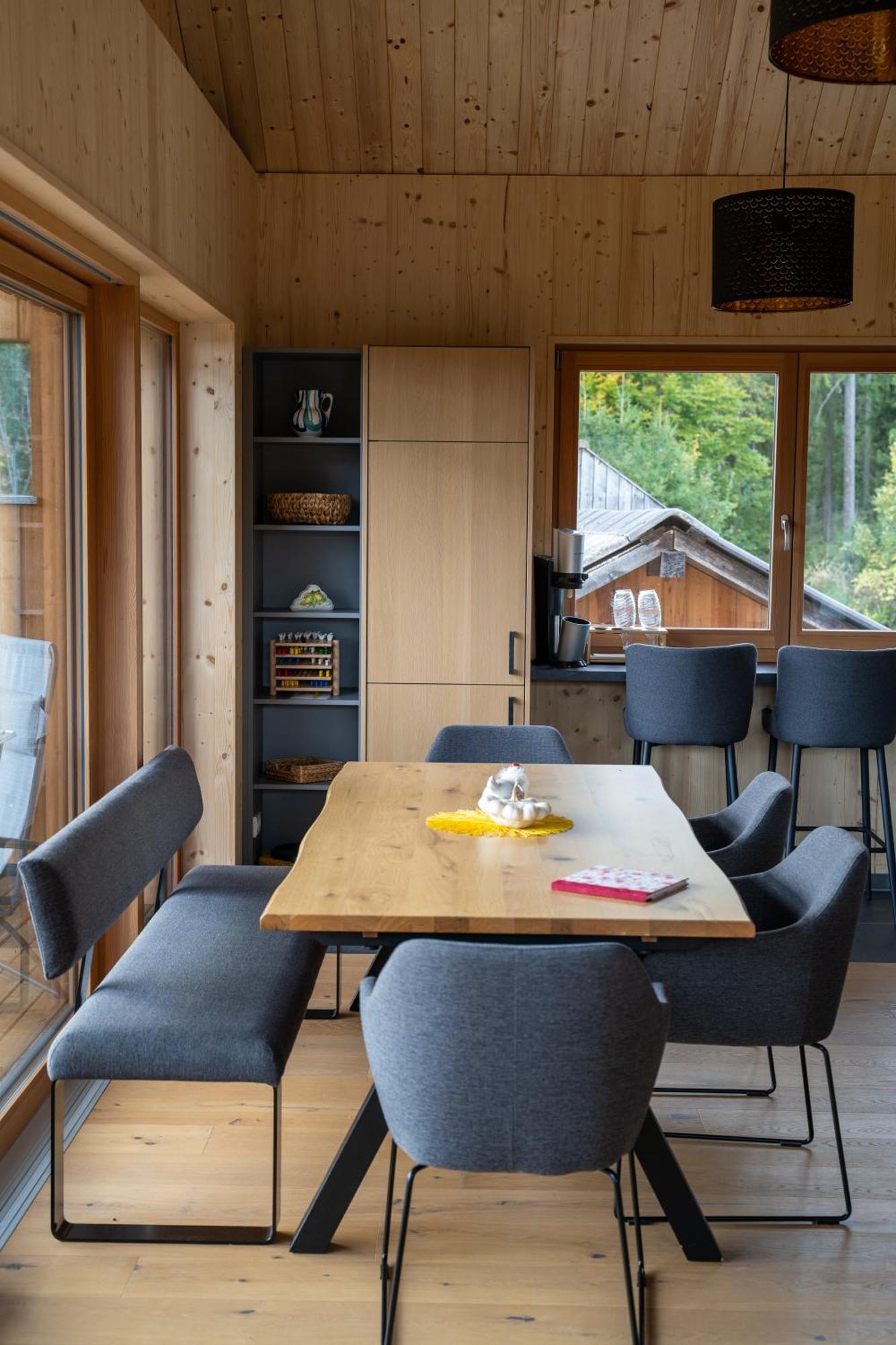 Apartamento Holzhaus "Zum Schwarz'N" Aurach am Hongar Exterior foto
