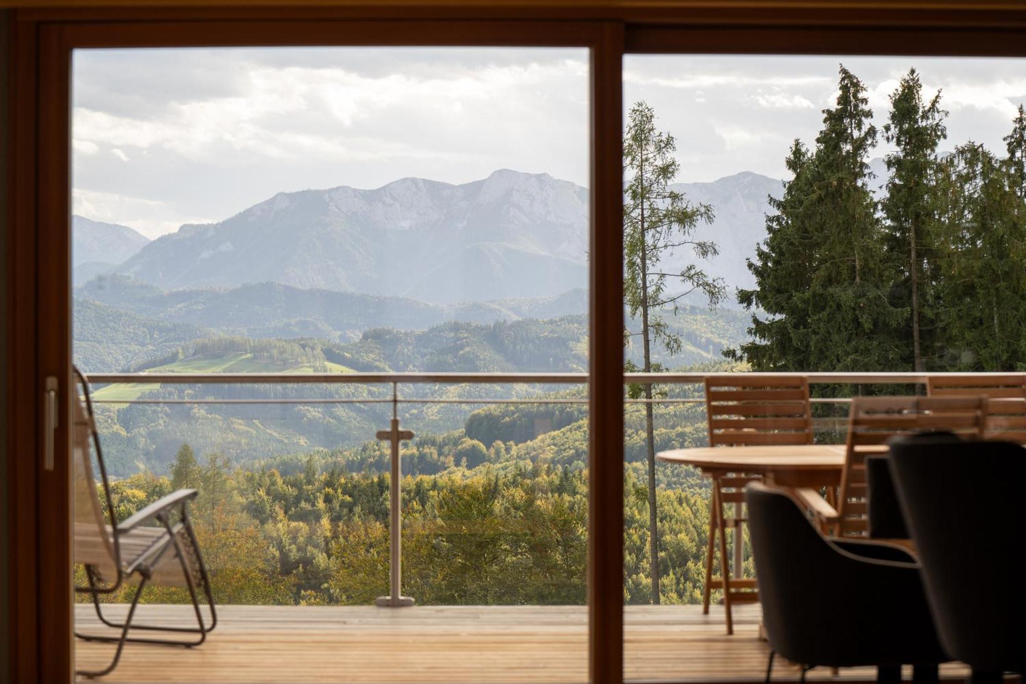 Apartamento Holzhaus "Zum Schwarz'N" Aurach am Hongar Exterior foto