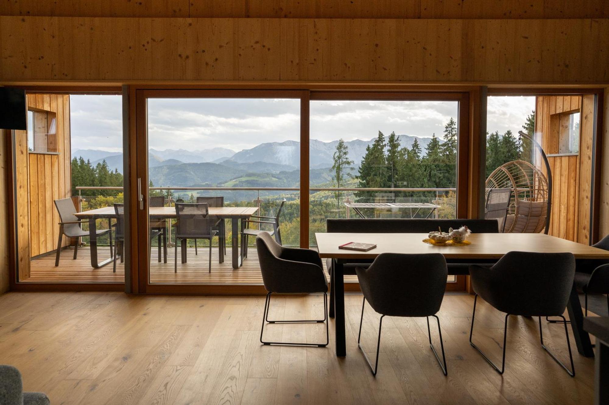 Apartamento Holzhaus "Zum Schwarz'N" Aurach am Hongar Exterior foto